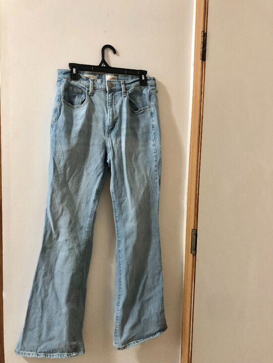 Universal Thread Denim - Universal Thread Women's High Rise Flare Jeans Size 10 Regular Light Blue